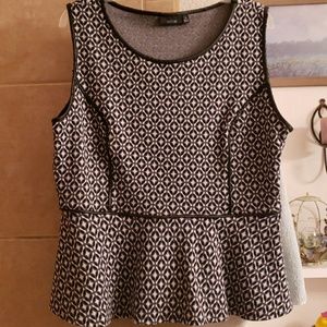 Free with purchase Peplum top XL